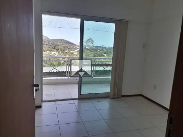 Apartamento 1 quarto e 1 banheiro, à venda, no bairro Itaipu em Niterói