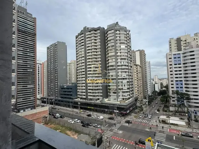 Apartamento 1 quarto e 1 banheiro, à venda, no bairro Batel em Curitiba