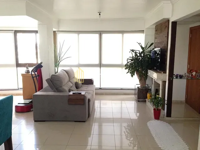 Apartamento com 82m² 2 quartos e 1 banheiro, à venda, no bairro Três Figueiras em Porto Alegre