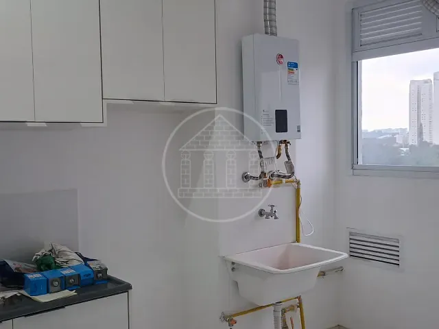 Apartamento 2 quartos e 1 banheiro, para alugar, no bairro Jurubatuba em São Paulo