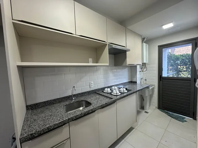 Apartamento 3 quartos e 2 banheiros, para alugar, no bairro Aurora em Londrina