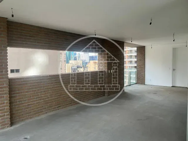 Apartamento com 335m² 4 quartos e 5 banheiros, à venda, no bairro Itaim Bibi em São Paulo