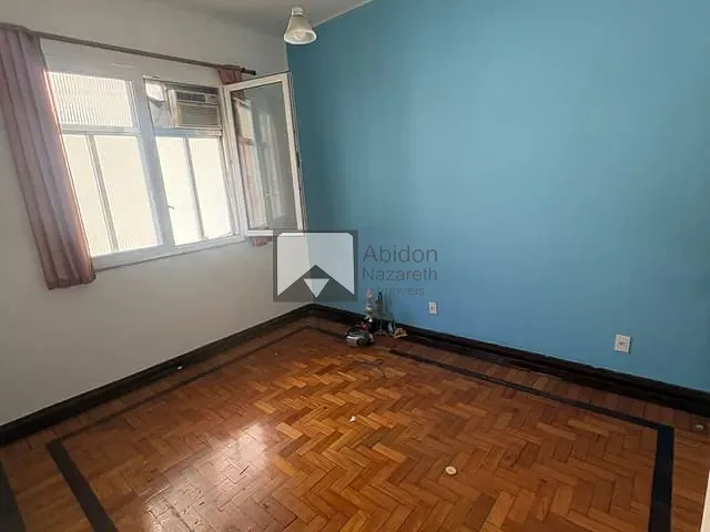 Apartamento 3 quartos e 2 banheiros, para alugar, no bairro Icaraí em Niterói