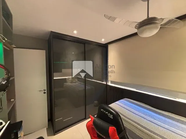 Apartamento com 180m² 4 quartos e 3 banheiros, à venda, no bairro Icaraí em Niterói