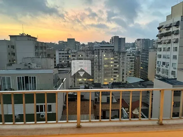 Apartamento com 250m² 4 quartos e 4 banheiros, à venda, no bairro Icaraí em Niterói
