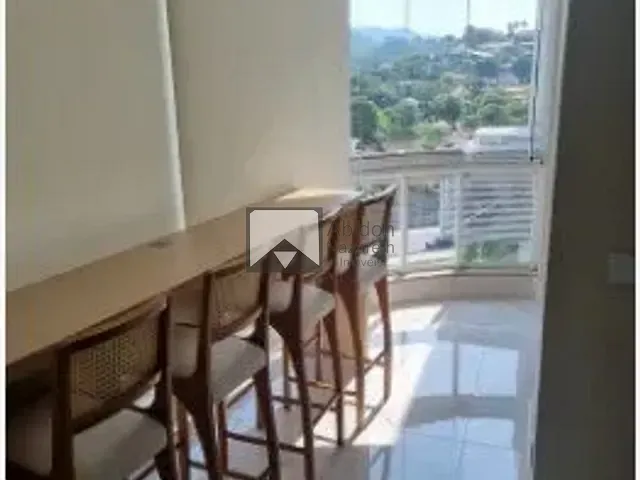 Apartamento com 120m² 3 quartos e 2 banheiros, à venda, no bairro Itaipu em Niterói