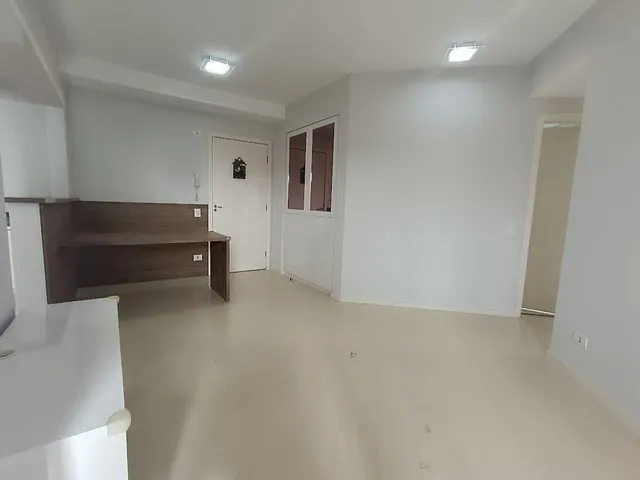 Apartamento com 119m² 3 quartos e 2 banheiros, para alugar, no bairro Andrade em Londrina