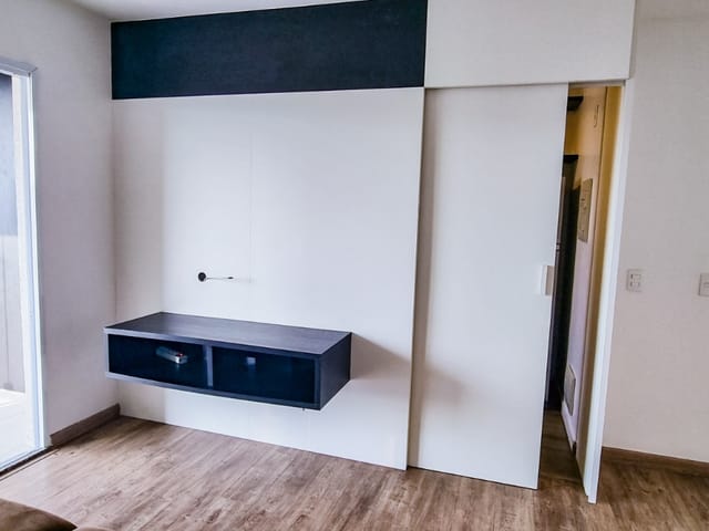 Foto do Apartamento - Este encantador apartamento à venda no bairro Vila Anastácio, São Paulo, oferece uma excelente oportunidade para quem busca conforto e conveniência. | Vista Livre