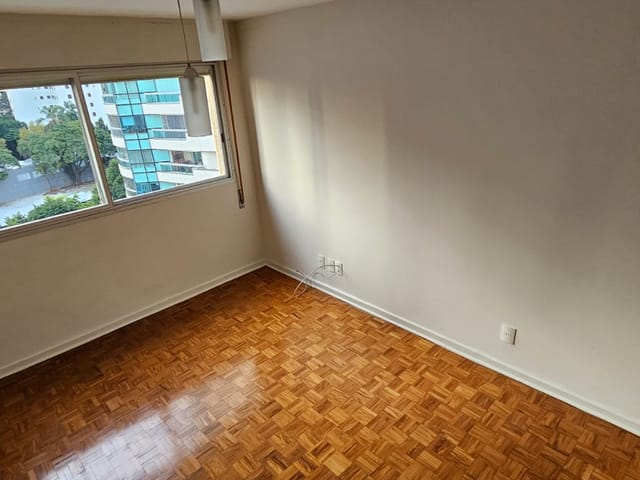 Apartamento com 118m² 3 quartos e 2 banheiros, à venda, no bairro Itaim Bibi em São Paulo