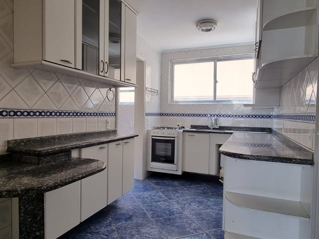 Apartamento com 118m² 3 quartos e 2 banheiros, à venda, no bairro Itaim Bibi em São Paulo