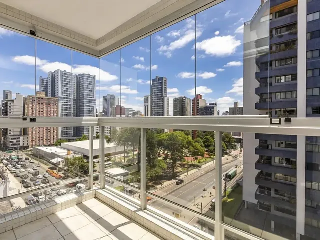 Apartamento 2 quartos e 1 banheiro, à venda, no bairro Batel em Curitiba