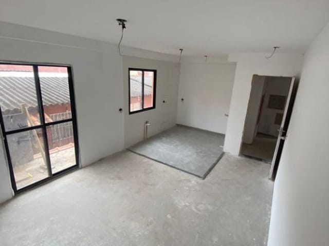 Apartamento com 44m² 2 quartos e 1 banheiro, à venda, no bairro Vila Veloso em Carapicuíba