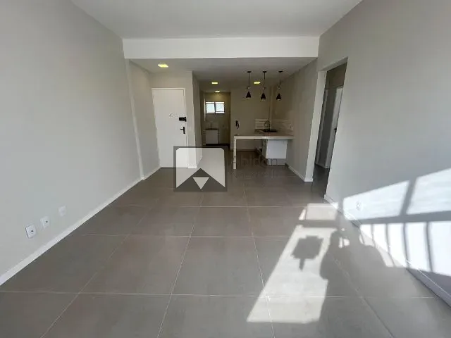 Apartamento com 85m² 2 quartos e 2 banheiros, à venda, no bairro Icaraí em Niterói