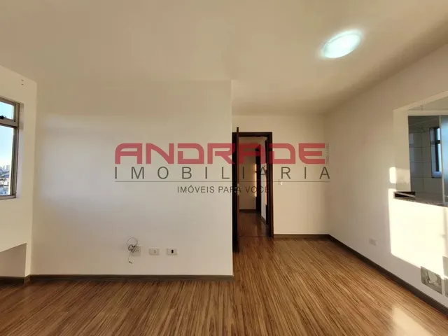Apartamento 3 quartos e 1 banheiro, para alugar, no bairro Guaira em Curitiba