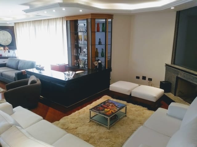 Apartamento com 272m² 4 quartos e 5 banheiros, à venda ou para alugar, no bairro Vila Mariana em São Paulo