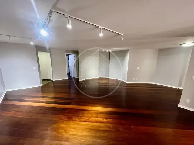 Apartamento 3 quartos e 5 banheiros, à venda, no bairro Vila Cruzeiro em São Paulo