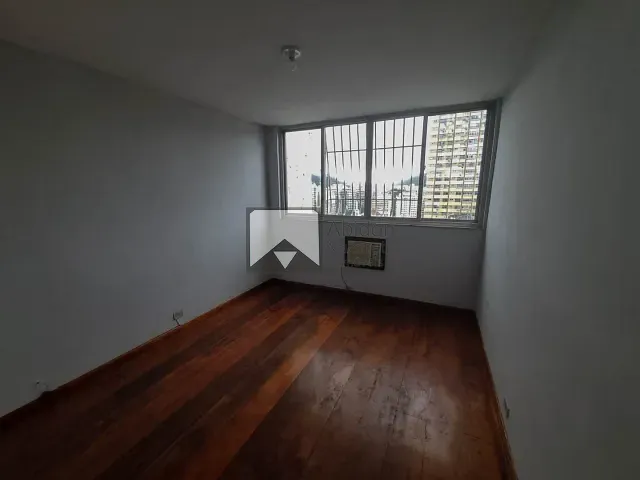 Apartamento com 127m² 3 quartos e 1 banheiro, para alugar, no bairro Icaraí em Niterói