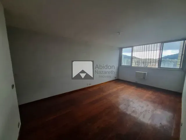 Apartamento com 127m² 3 quartos e 1 banheiro, para alugar, no bairro Icaraí em Niterói
