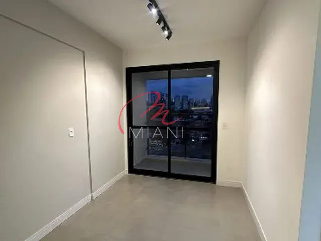 Apartamento 1 quarto e 1 banheiro, para alugar, no bairro Jardim Trussardi em São Paulo