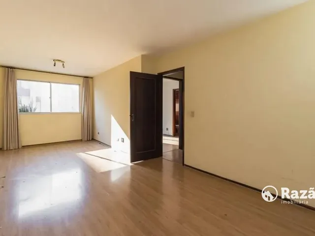 Apartamento 3 quartos e 1 banheiro, para alugar, no bairro Água Verde em Curitiba