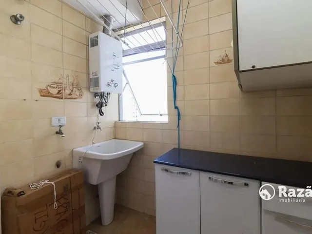 Apartamento 3 quartos e 1 banheiro, para alugar, no bairro Água Verde em Curitiba
