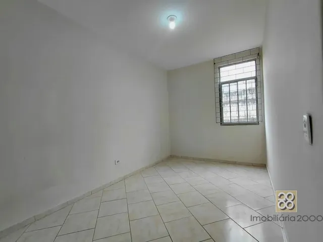 Apartamento 2 quartos e 1 banheiro, para alugar, no bairro Cidade Industrial em Curitiba