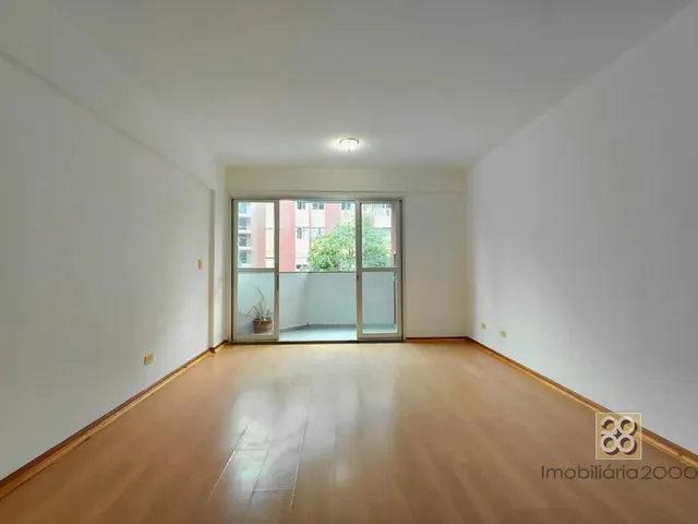 Apartamento 2 quartos e 1 banheiro, para alugar, no bairro Juvevê em Curitiba