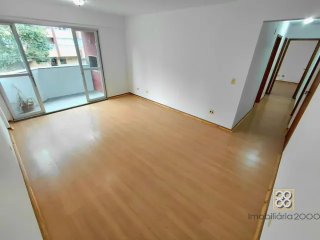Apartamento 2 quartos e 1 banheiro, para alugar, no bairro Juvevê em Curitiba