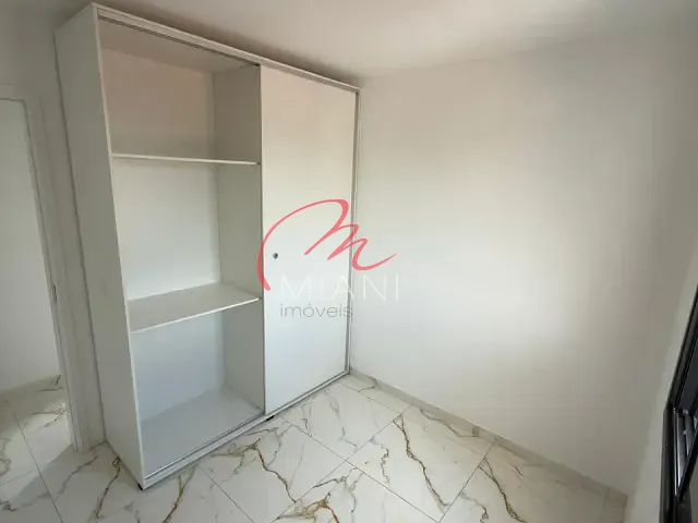 Apartamento 2 quartos e 1 banheiro, para alugar, no bairro Jardim Ester em São Paulo