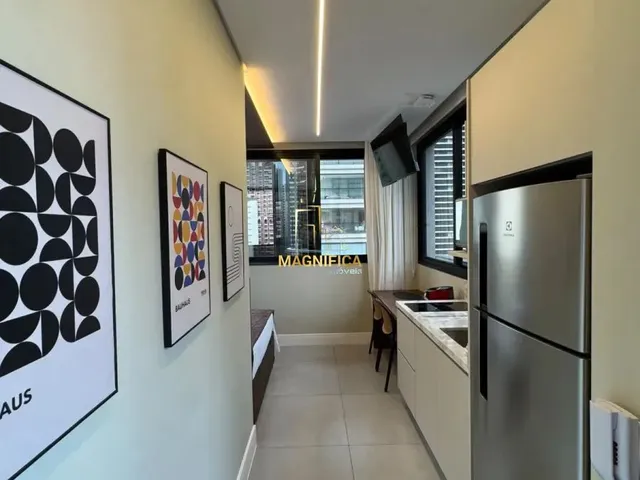 Apartamento 1 quarto e 1 banheiro, à venda, no bairro Batel em Curitiba