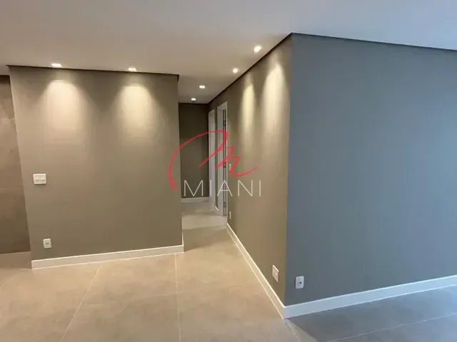 Apartamento 3 quartos e 2 banheiros, à venda, no bairro Vila Nova Conceição em São Paulo