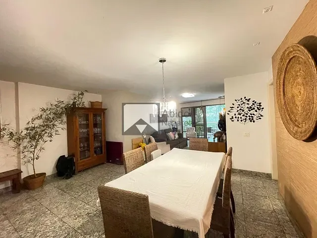 Apartamento com 150m² 4 quartos e 1 banheiro, à venda, no bairro Icaraí em Niterói