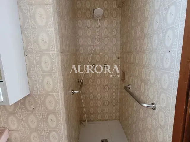 Apartamento com 172m² 3 quartos e 3 banheiros, à venda, no bairro Centro em Londrina