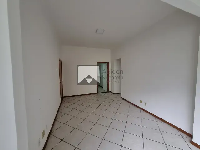 Apartamento 4 quartos e 2 banheiros, para alugar, no bairro Icaraí em Niterói