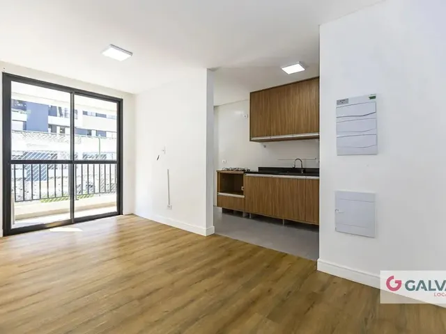 Apartamento 2 quartos e 1 banheiro, para alugar, no bairro Tingui em Curitiba