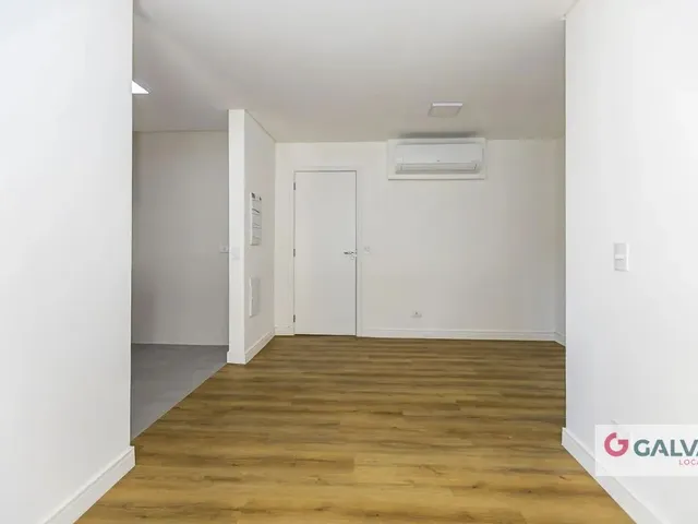 Apartamento 2 quartos e 1 banheiro, para alugar, no bairro Tingui em Curitiba