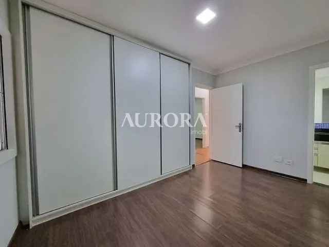 Apartamento com 127m² 3 quartos e 3 banheiros, à venda, no bairro Centro em Londrina