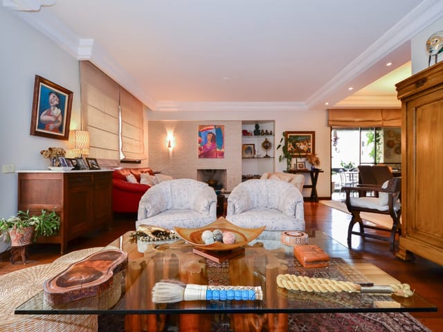 Apartamento com 226m² 4 quartos e 4 banheiros, à venda, no bairro Morumbi em São Paulo