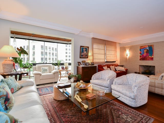 Apartamento com 226m² 4 quartos e 4 banheiros, à venda, no bairro Morumbi em São Paulo