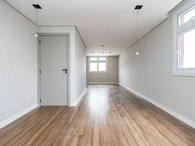 Apartamento 3 quartos e 2 banheiros, à venda, no bairro Jardim Botânico em Curitiba