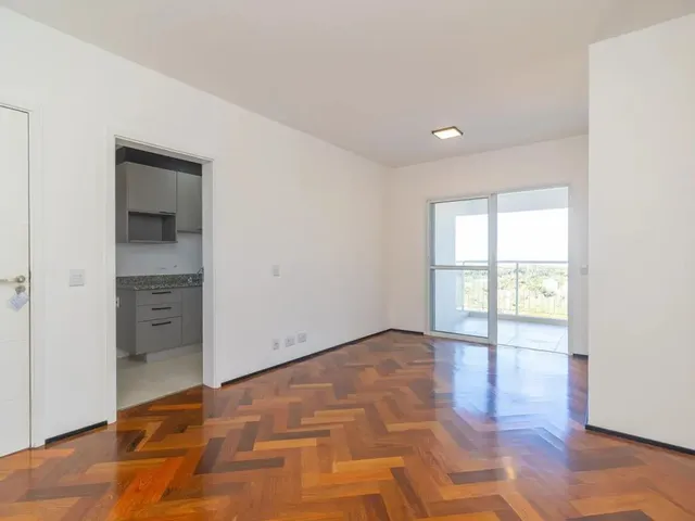 Apartamento 2 quartos e 1 banheiro, para alugar, no bairro Ecoville em Curitiba