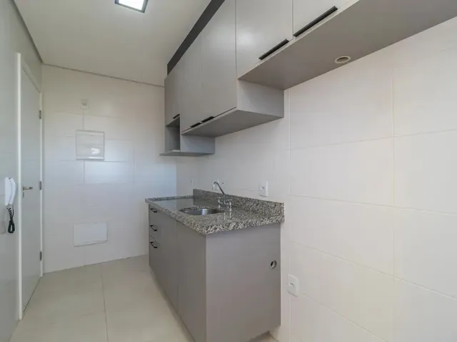 Apartamento 2 quartos e 1 banheiro, para alugar, no bairro Ecoville em Curitiba