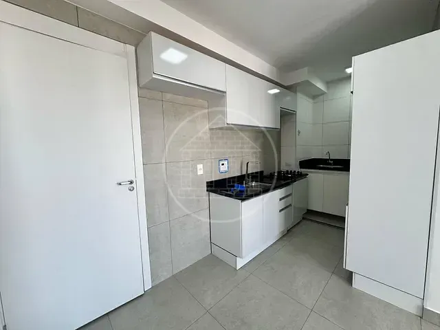 Apartamento 2 quartos e 1 banheiro, à venda ou para alugar, no bairro Vila Sofia em São Paulo