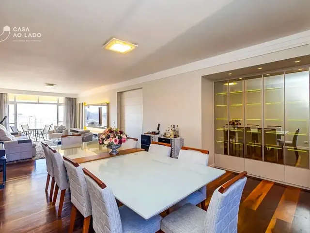 Apartamento 3 quartos e 2 banheiros, à venda, no bairro Centro em Curitiba