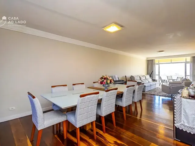 Apartamento 3 quartos e 2 banheiros, à venda, no bairro Centro em Curitiba