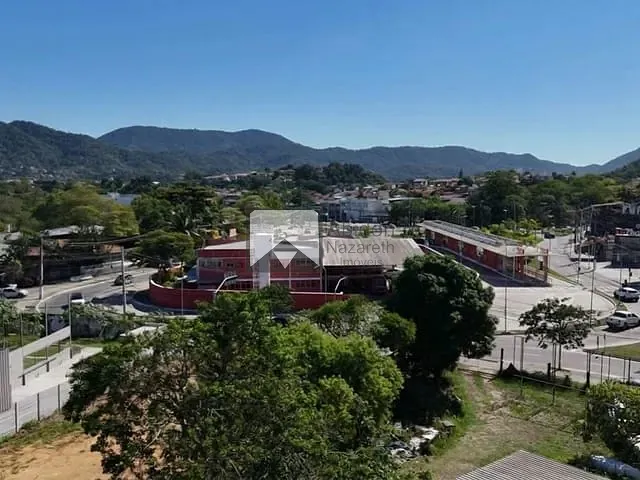 Apartamento 2 quartos e 2 banheiros, à venda, no bairro Itaipu em Niterói