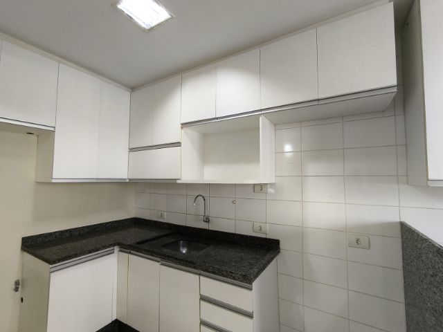Apartamento com 119m² 3 quartos e 2 banheiros, para alugar, no bairro Andrade em Londrina