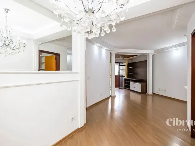 Apartamento 3 quartos e 2 banheiros, para alugar, no bairro Água Verde em Curitiba