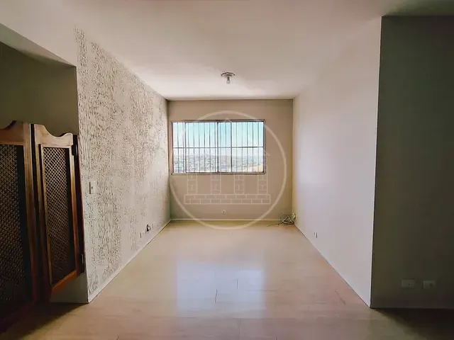 Apartamento com 75m² 3 quartos e 2 banheiros, para alugar, no bairro Socorro em São Paulo