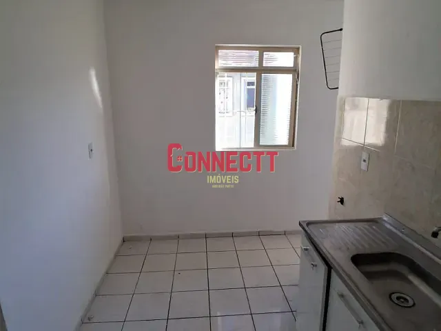 Apartamento 2 quartos e 1 banheiro, para alugar, no bairro Ipiranga em Ribeirão Preto